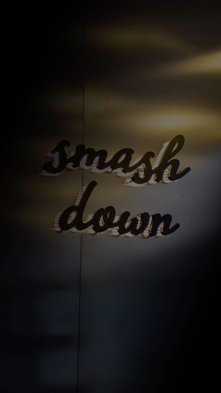 Instagram - SMASH DOWN